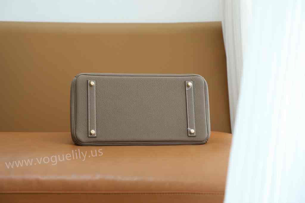 Togo 30 code:etoupe 18 Togo 30 code:etoupe 18