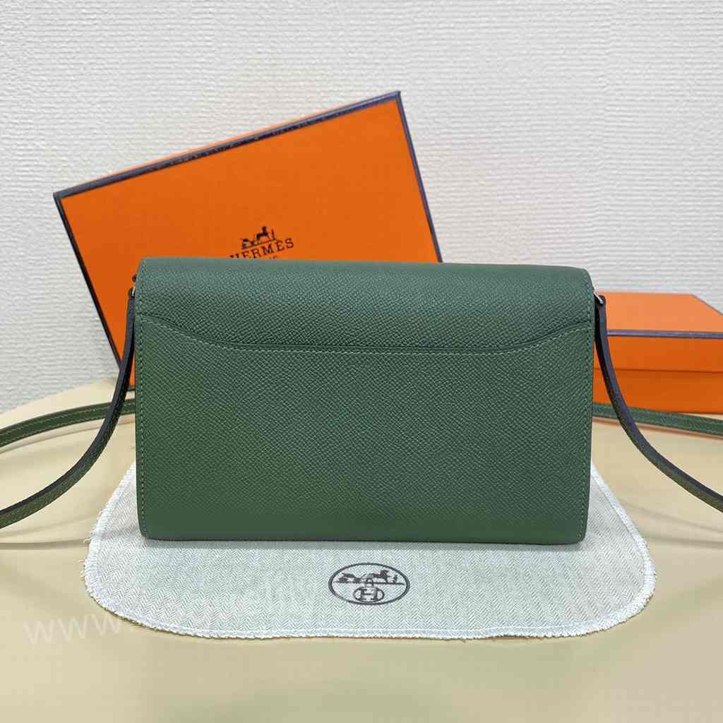 Clutch Epsom 21 Clutch Epsom 21