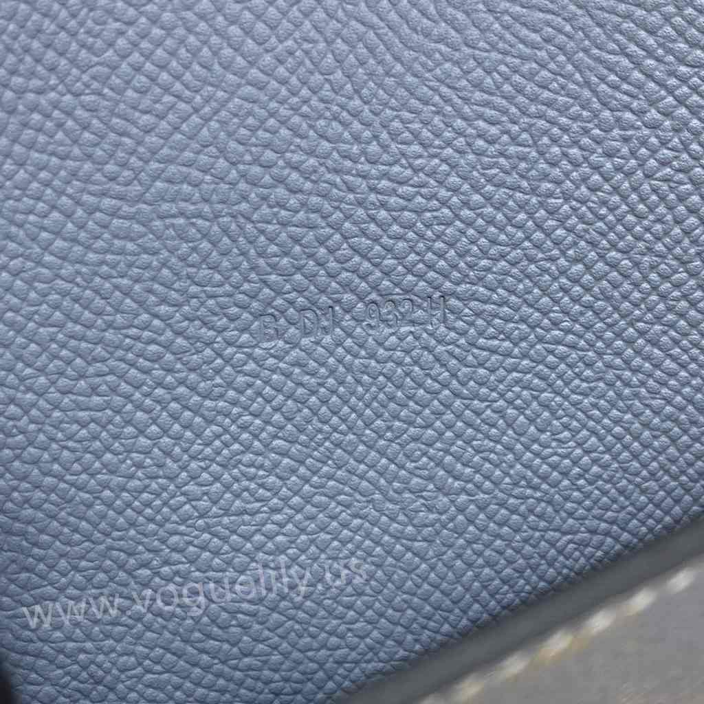 Clutch Epsom 21 Clutch Epsom 21