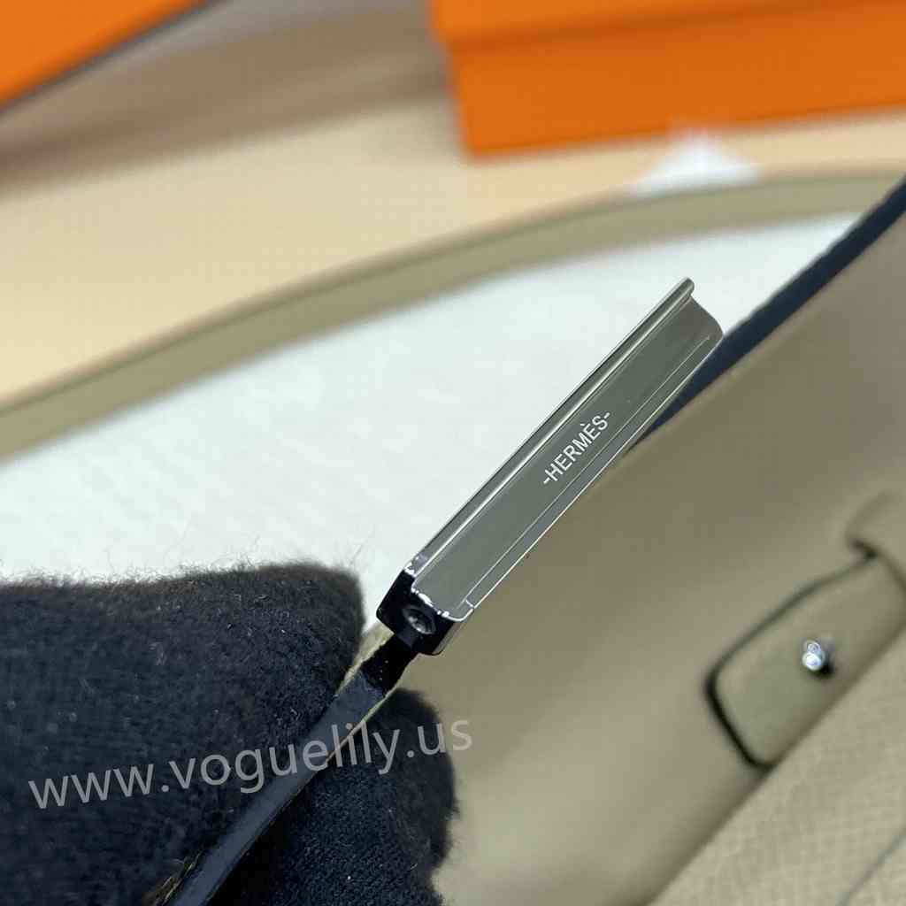 Clutch Epsom 21 Clutch Epsom 21