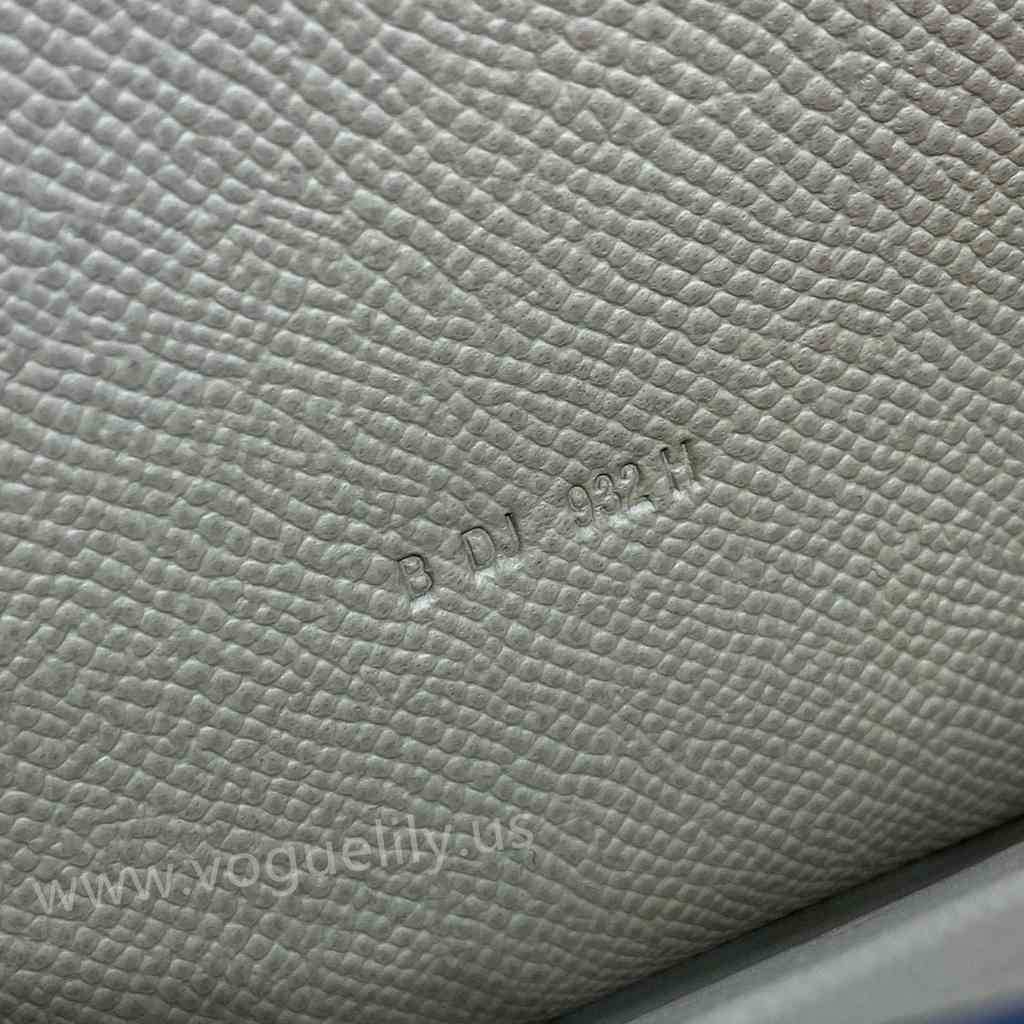 Clutch Epsom 21 Clutch Epsom 21