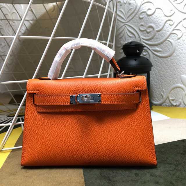 Mini II Epsom 19