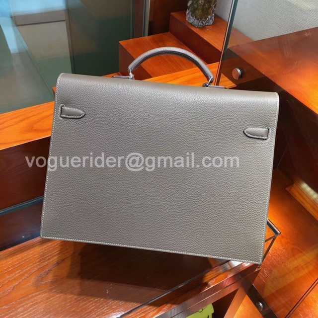 Briefcase Togo 38 code:etoupe 18