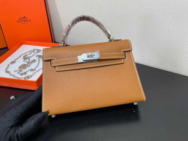 Mini II Epsom 19