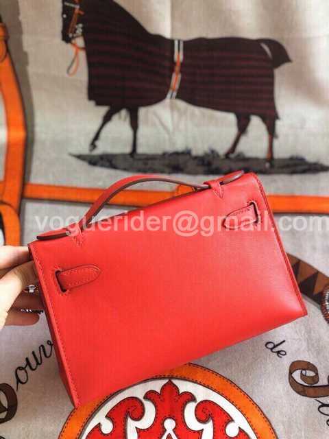 Mini Pochette Swift 22