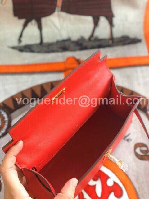 Mini Pochette Swift 22