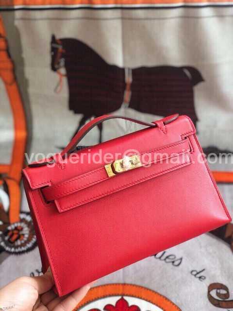 Mini Pochette Swift 22