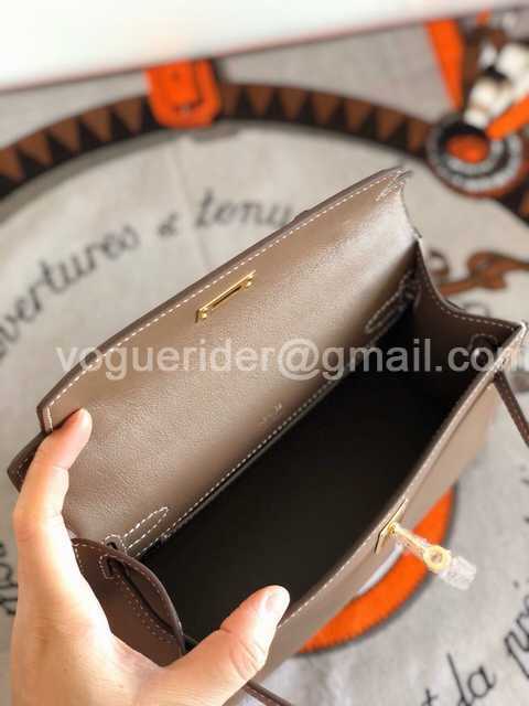 Mini Pochette Swift 22