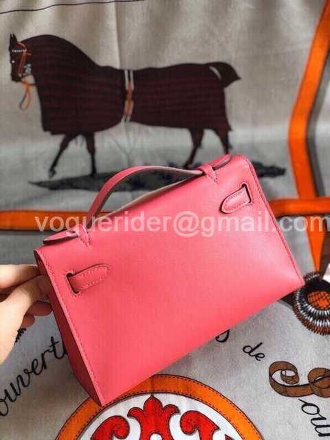 Mini Pochette Swift 22