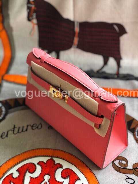 Mini Pochette Swift 22