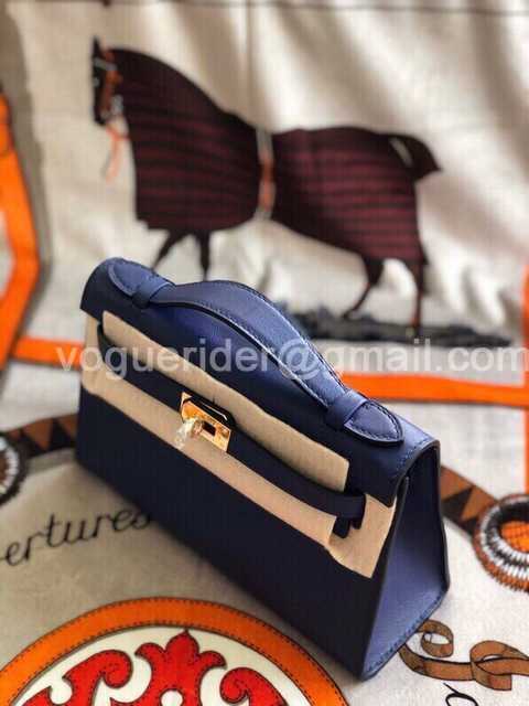Mini Pochette Swift 22 Mini Pochette Swift 22
