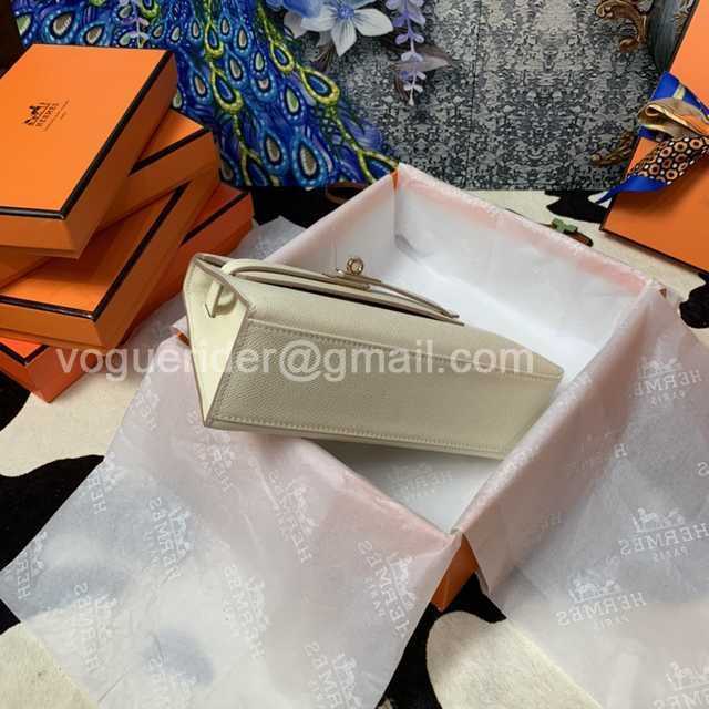 Mini I Epsom 22 Handwork Mini I Epsom 22 Handwork