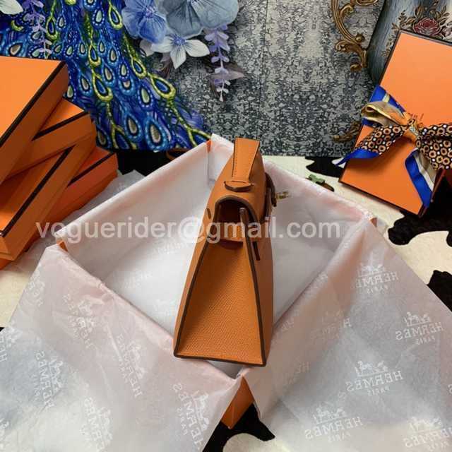 Mini I Epsom 22 Handwork Mini I Epsom 22 Handwork