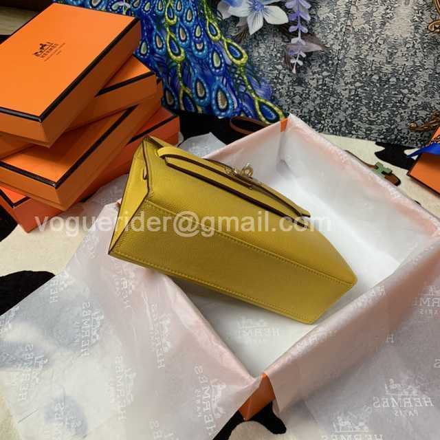 Mini I Epsom 22 Handwork Mini I Epsom 22 Handwork