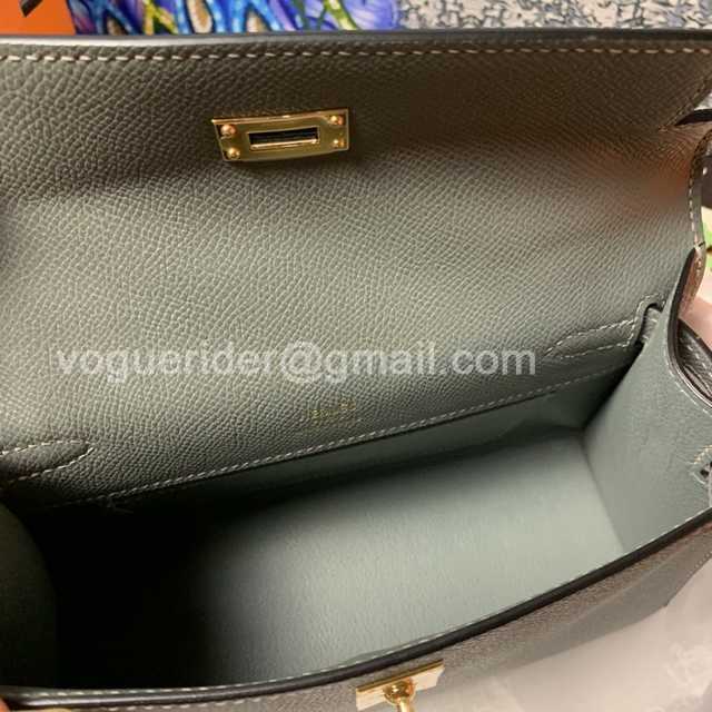 Mini I Epsom 22 Handwork Mini I Epsom 22 Handwork