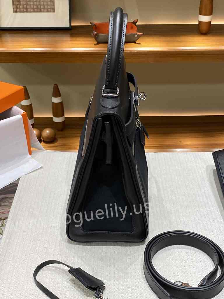 Lakis 28 Swift/Canvas 2024