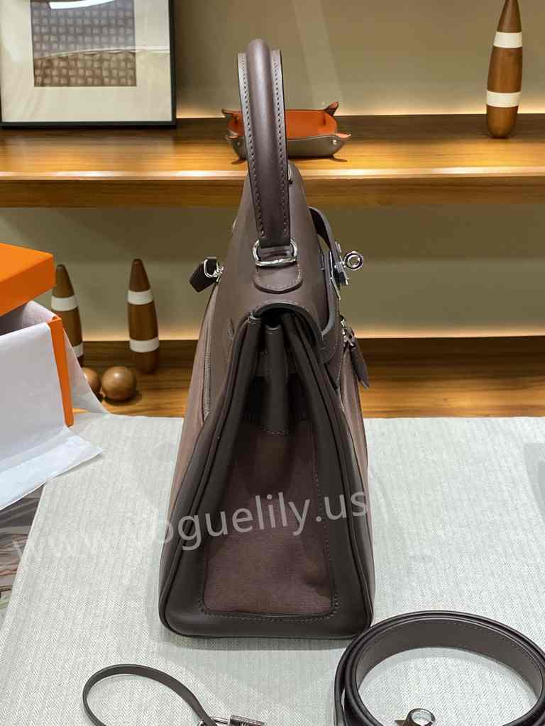 Lakis 28 Swift/Canvas 2024