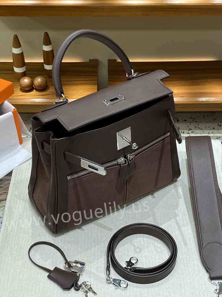 Lakis 28 Swift/Canvas 2024