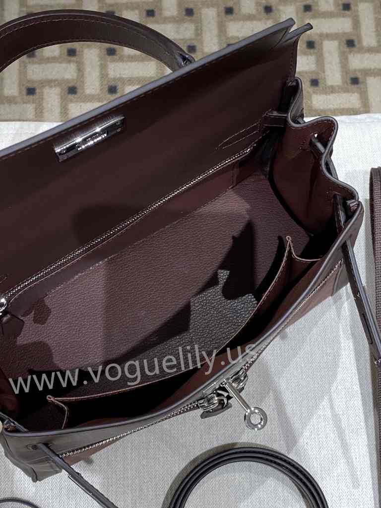 Lakis 28 Swift/Canvas 2024