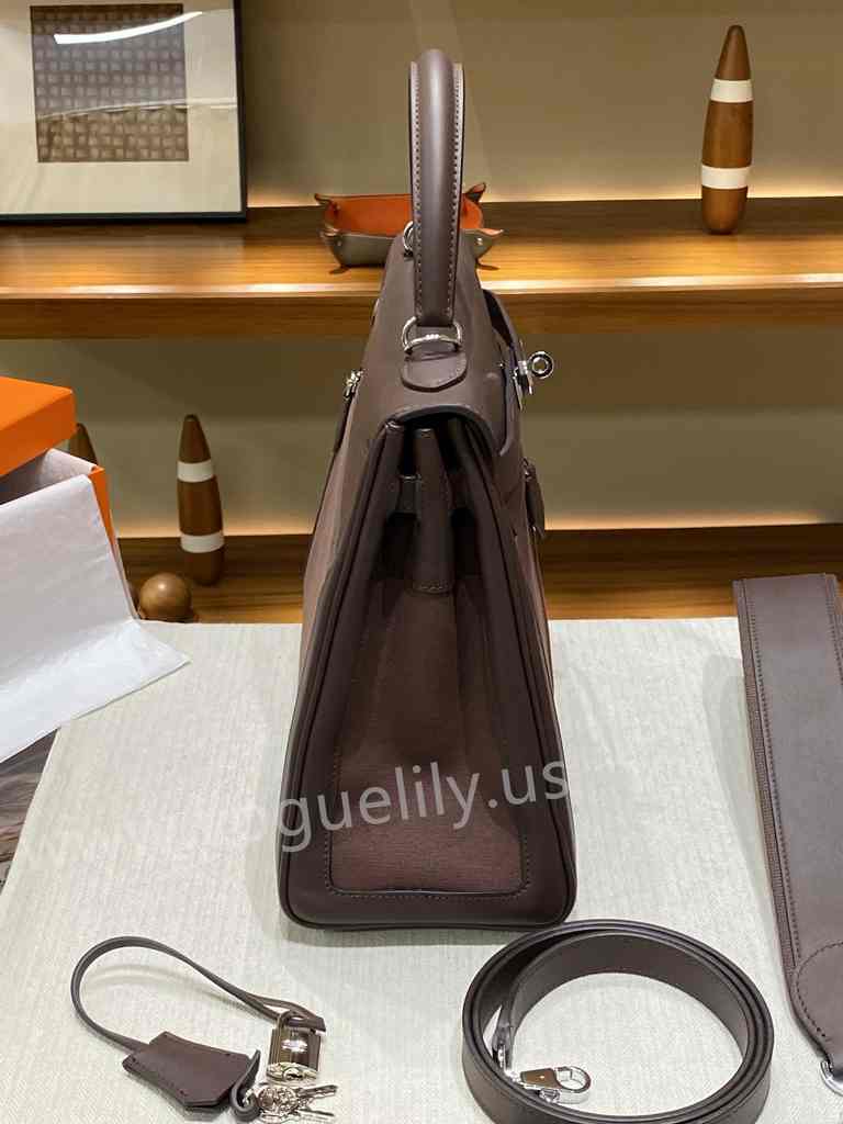 Lakis 32 Swift/Canvas 2024