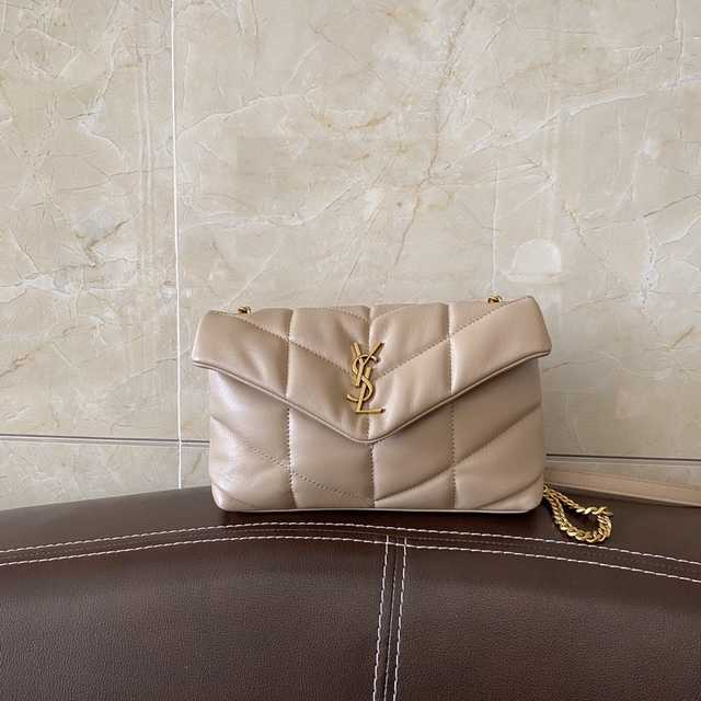 620333 LouLou Puffer 23