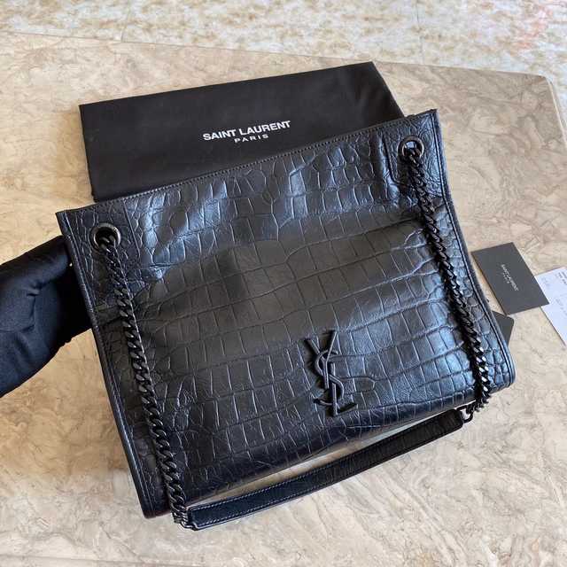 577999 Niki Tote 33