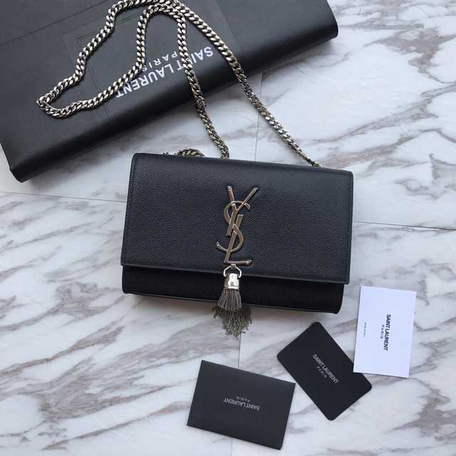 377628 Kate Tassel 20