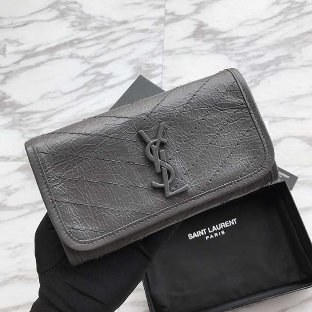583552 Nikki Wallet 20