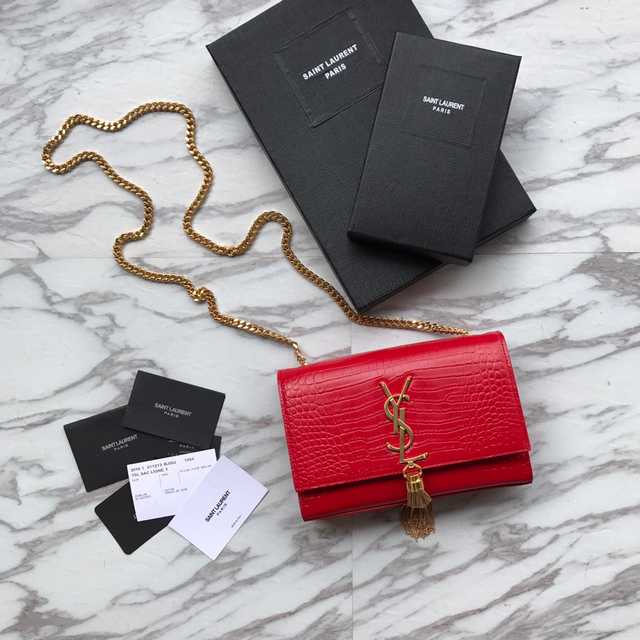 377628 Kate Tassel 20