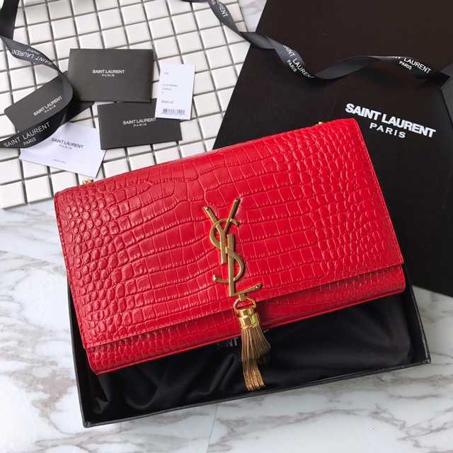 377829 Kate Tassel 24