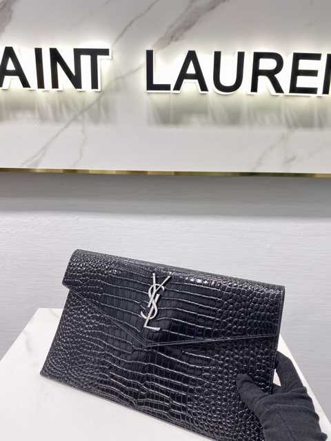 565739 Clutch 27
