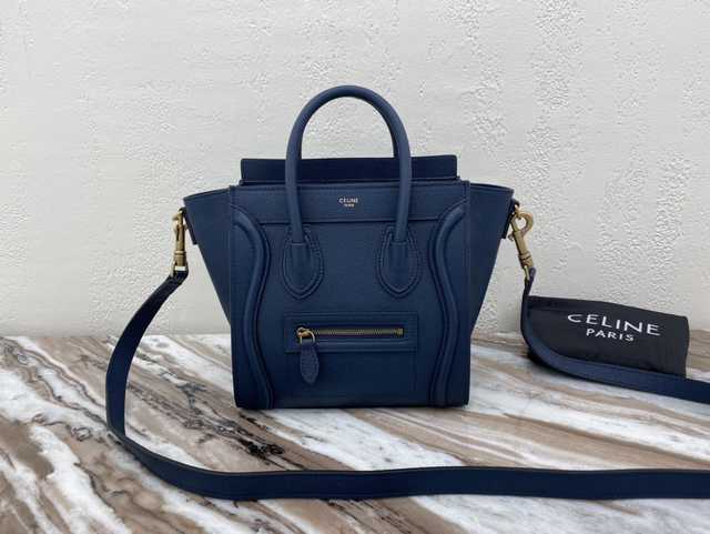 168243 Luggage 20