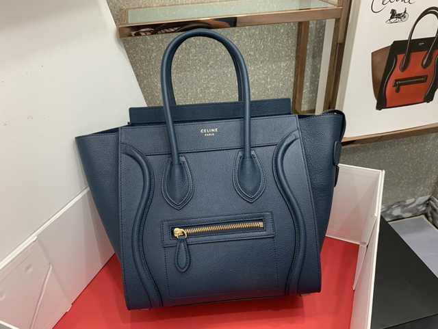 167793 Luggage 26