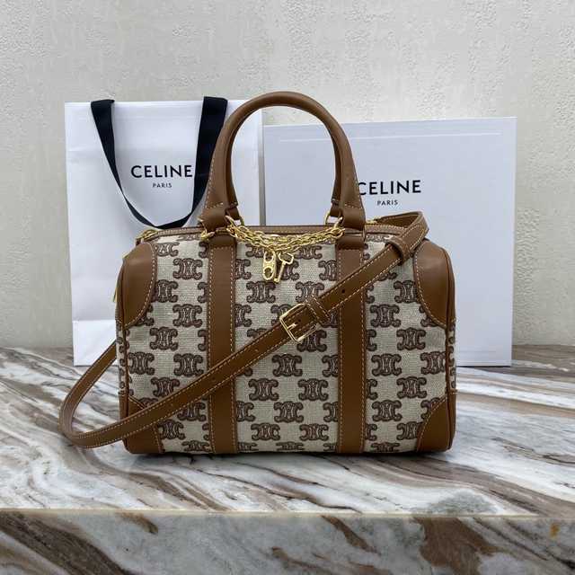 193652 Triomphe Boston 26