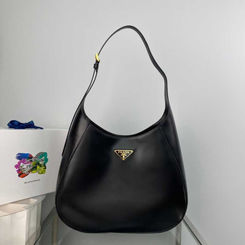 1BC181 Prada 40