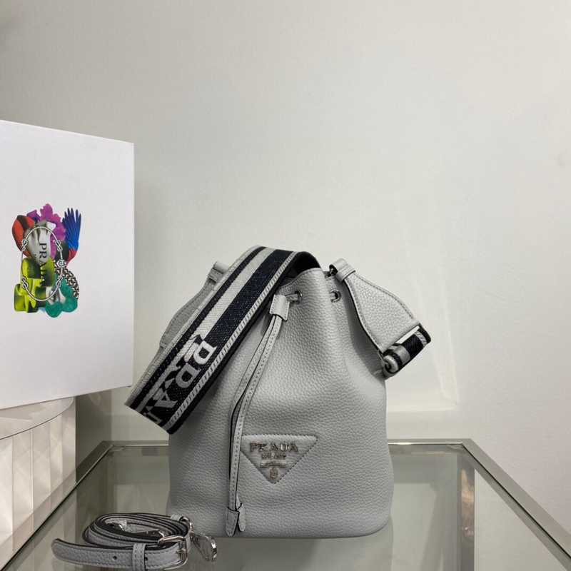 1BE060 Prada 25