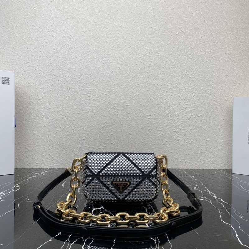 1BD329 Prada 17