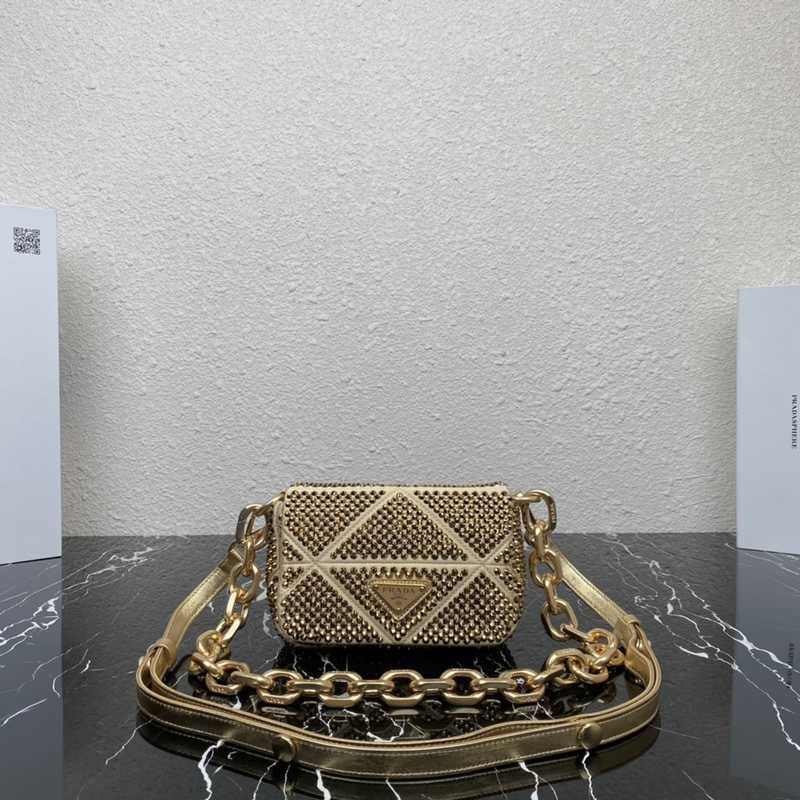 1BD329 Prada 17