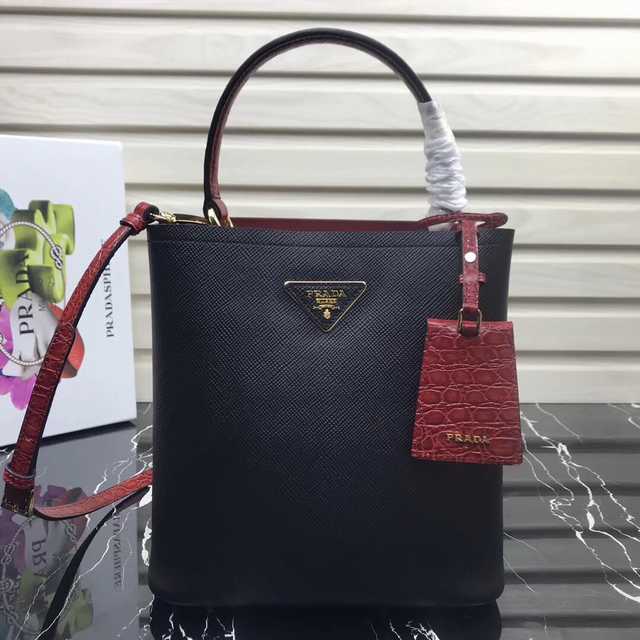 1BA212 Prada 23