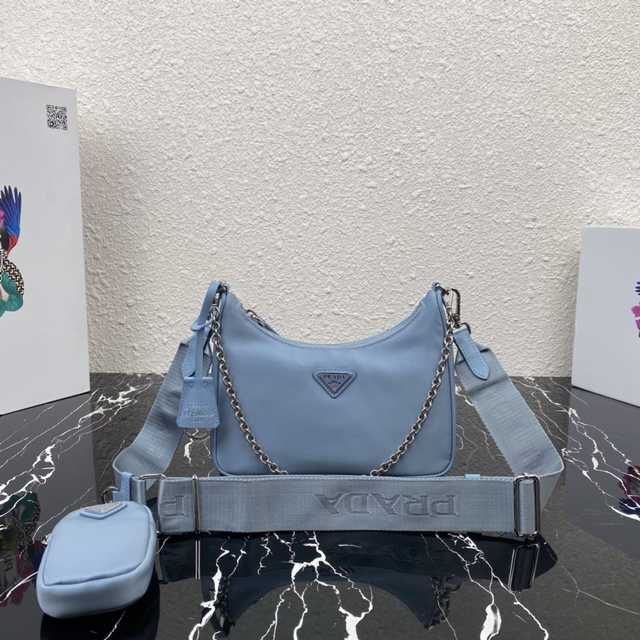 1BH204 Nylon Hobo 22 v1