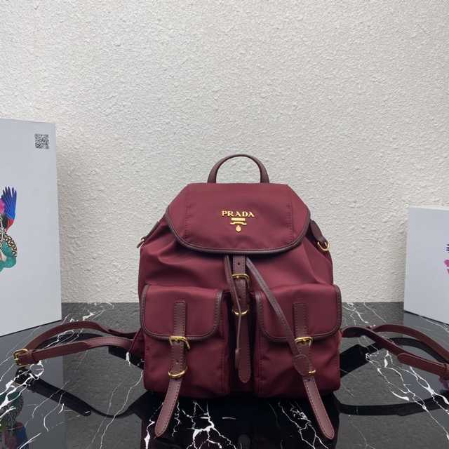 1BZ677 Prada 28