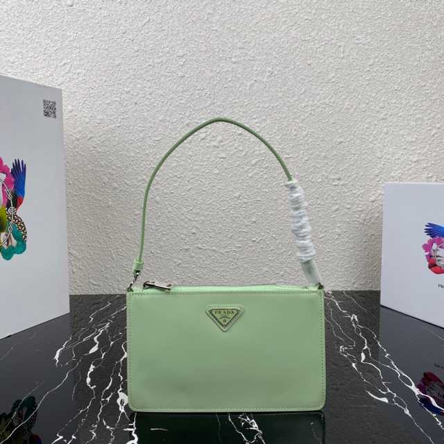 1BC155 Prada 20