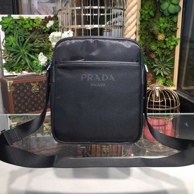 0795 Prada 28