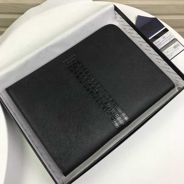 2VN003 Prada 33