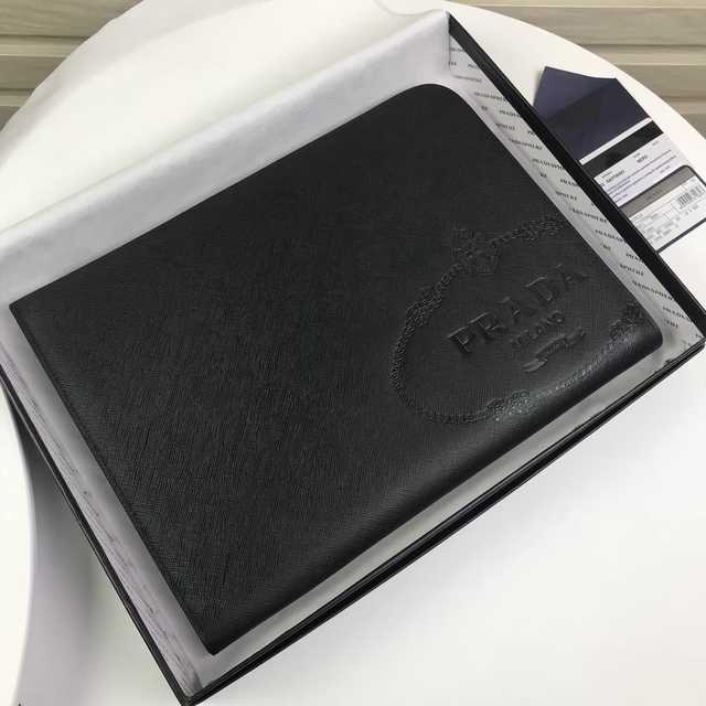 2VN003 Prada 33