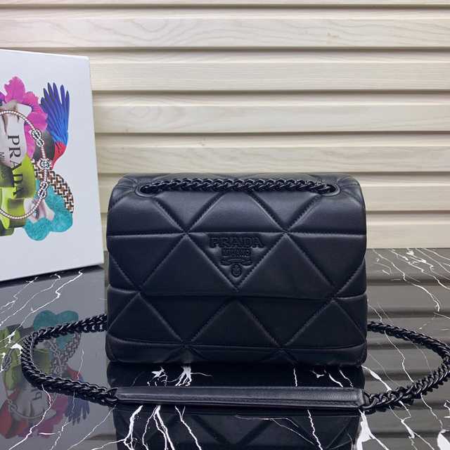 1BD233 Prada 23