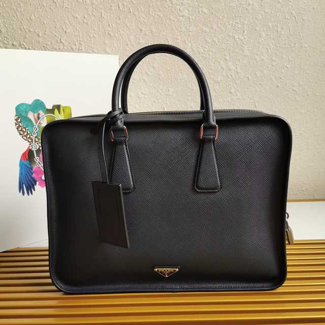 2VH1026 Prada 38