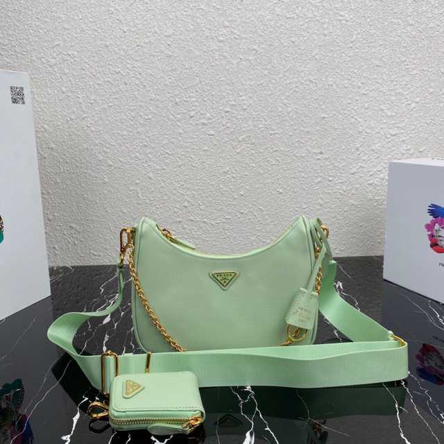 1BH204 Nylon Hobo 22 v2