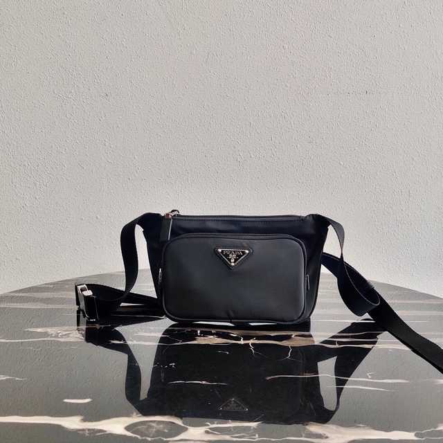 2VN128 Prada 19
