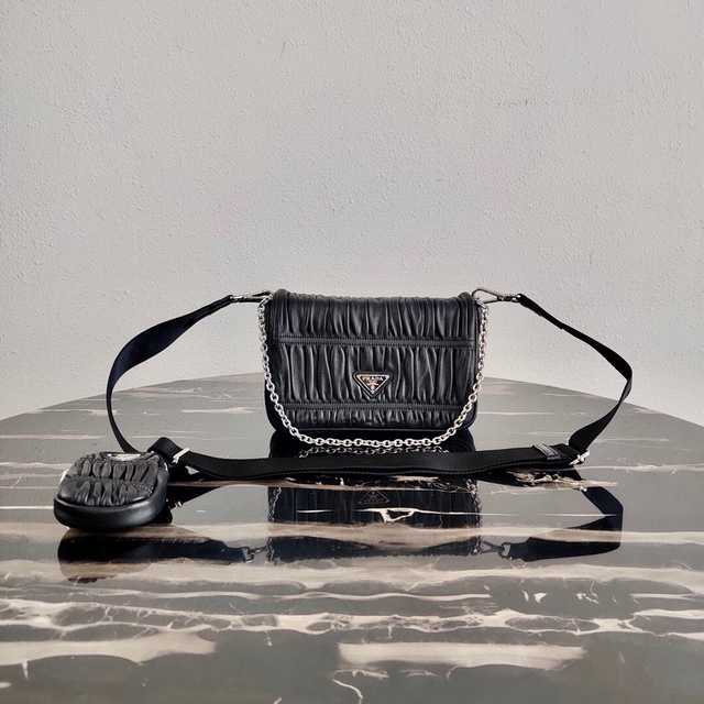 1BD289 Prada 21
